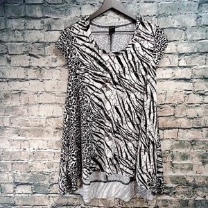 5/$30 🎀 Ducci | Abstract Print Career Wear Swing Tunic